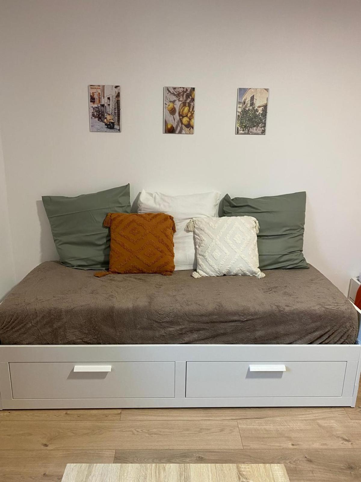 Chambre Familiale Independante Avec Salle De Bain Privee 普瓦捷 外观 照片